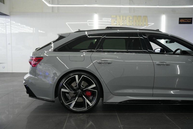 AUDI RS6