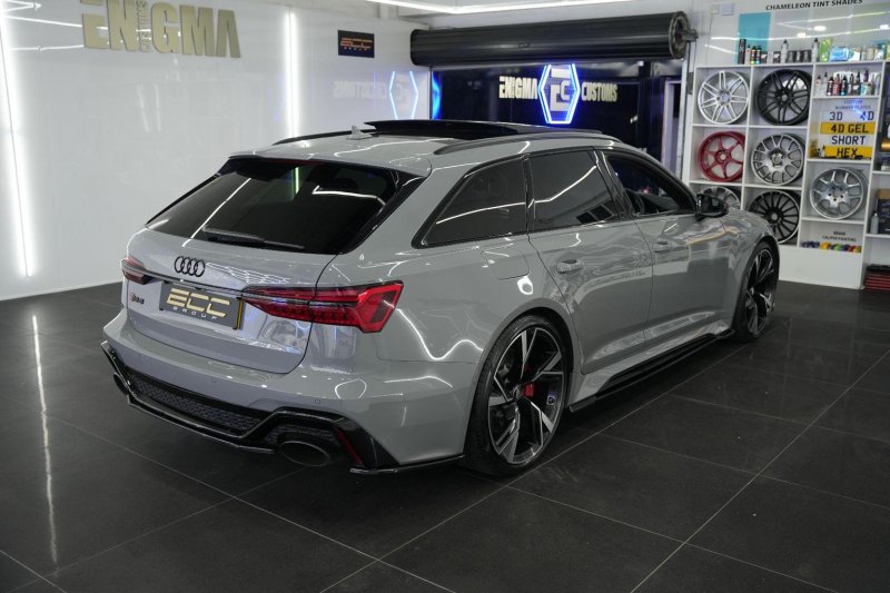 AUDI RS6
