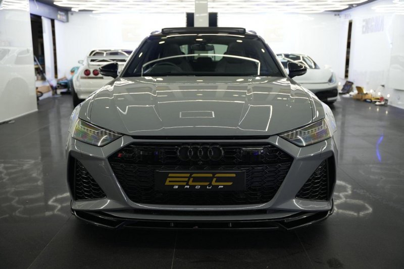 AUDI RS6