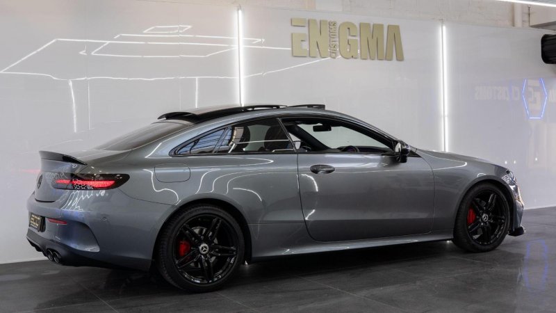 MERCEDES-BENZ E CLASS