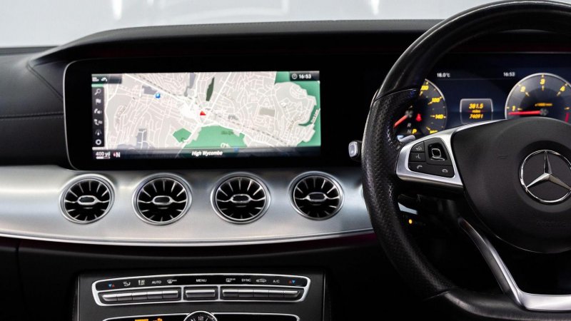 MERCEDES-BENZ E CLASS