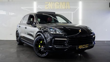 PORSCHE